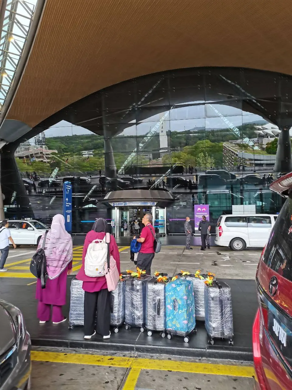Galeri Van Sewa KL PJ 6